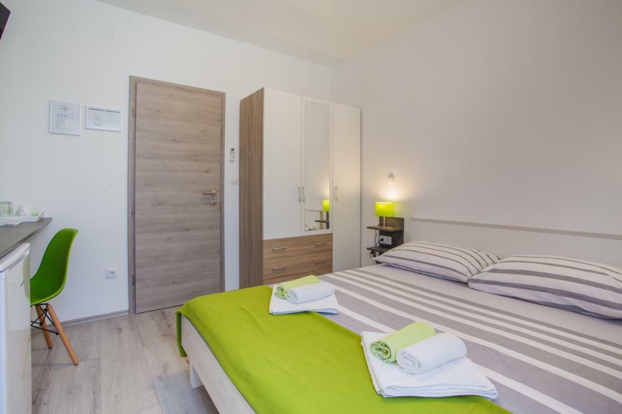 Room Elelina Cres Extérieur photo